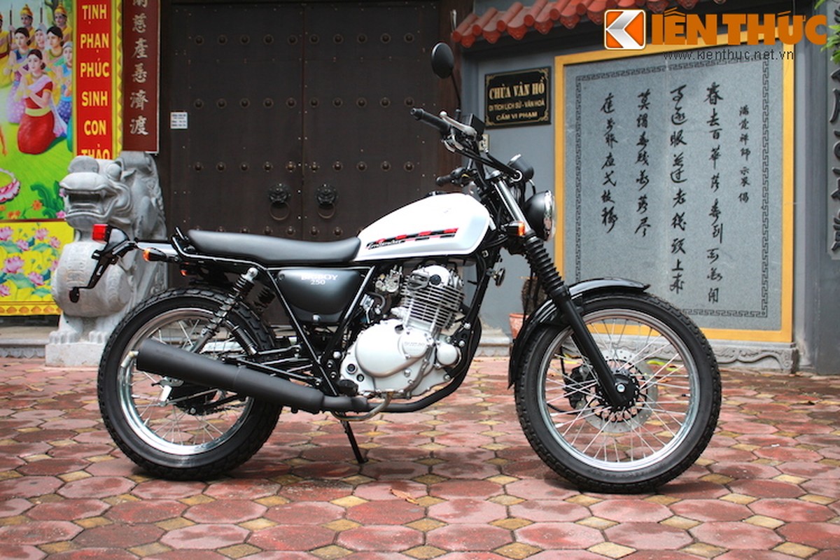 “Be bu” Suzuki Big Boy 2015 bat ngo xuat hien tai Ha Noi-Hinh-5